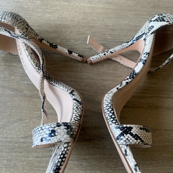 Lulu’s women’s animal print high heeled shoes sandals - Picture 4 of 9